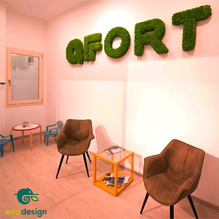 litere licheni in showroom