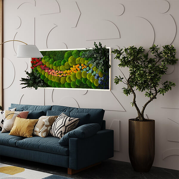 Tablou din licheni multicolori asezat in living